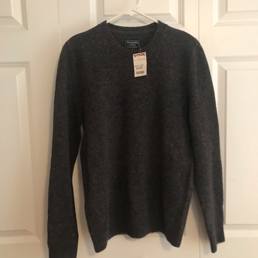 NWT Abercrombie & Fitch wool sweater